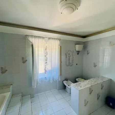 Apartment Be Your - Rosi